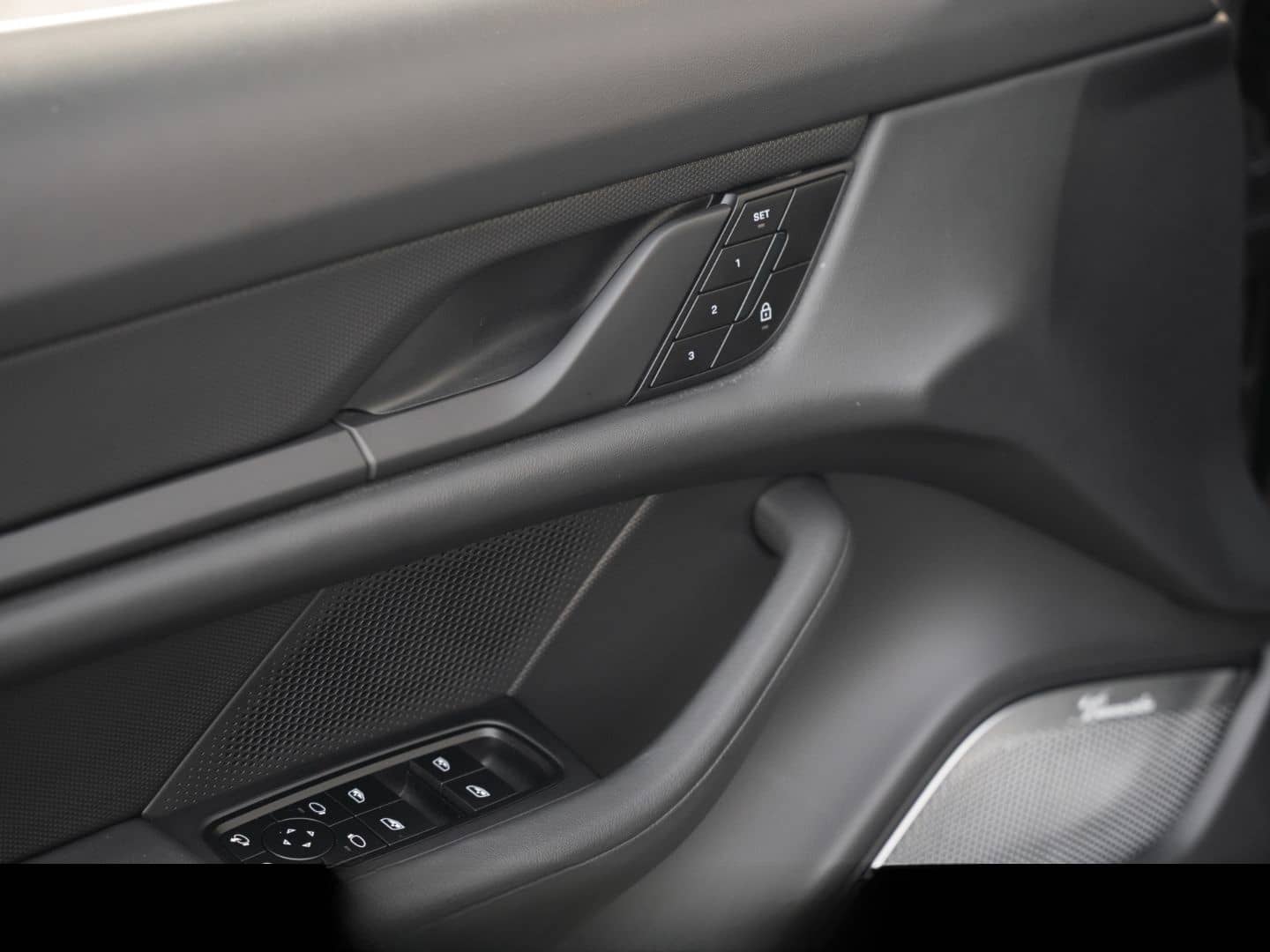 Porsche Taycan 4S Burmester HA-Lenkung InnoDrive Head-Up foto 17