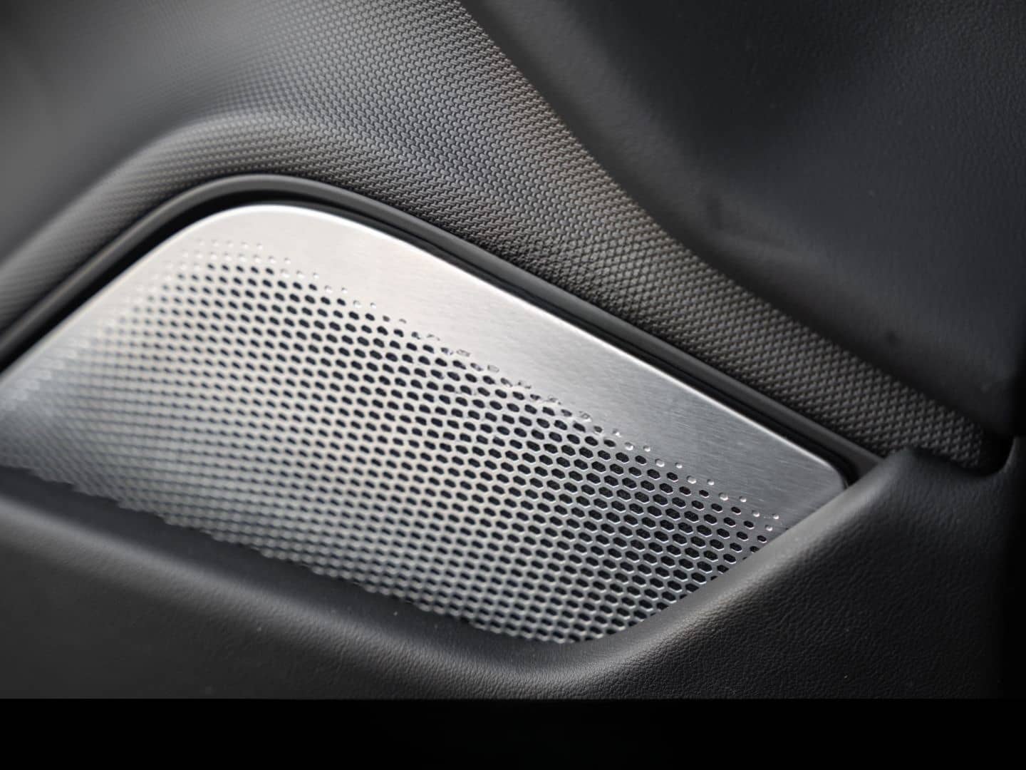 Porsche Taycan 4S Burmester HA-Lenkung InnoDrive Head-Up foto 18