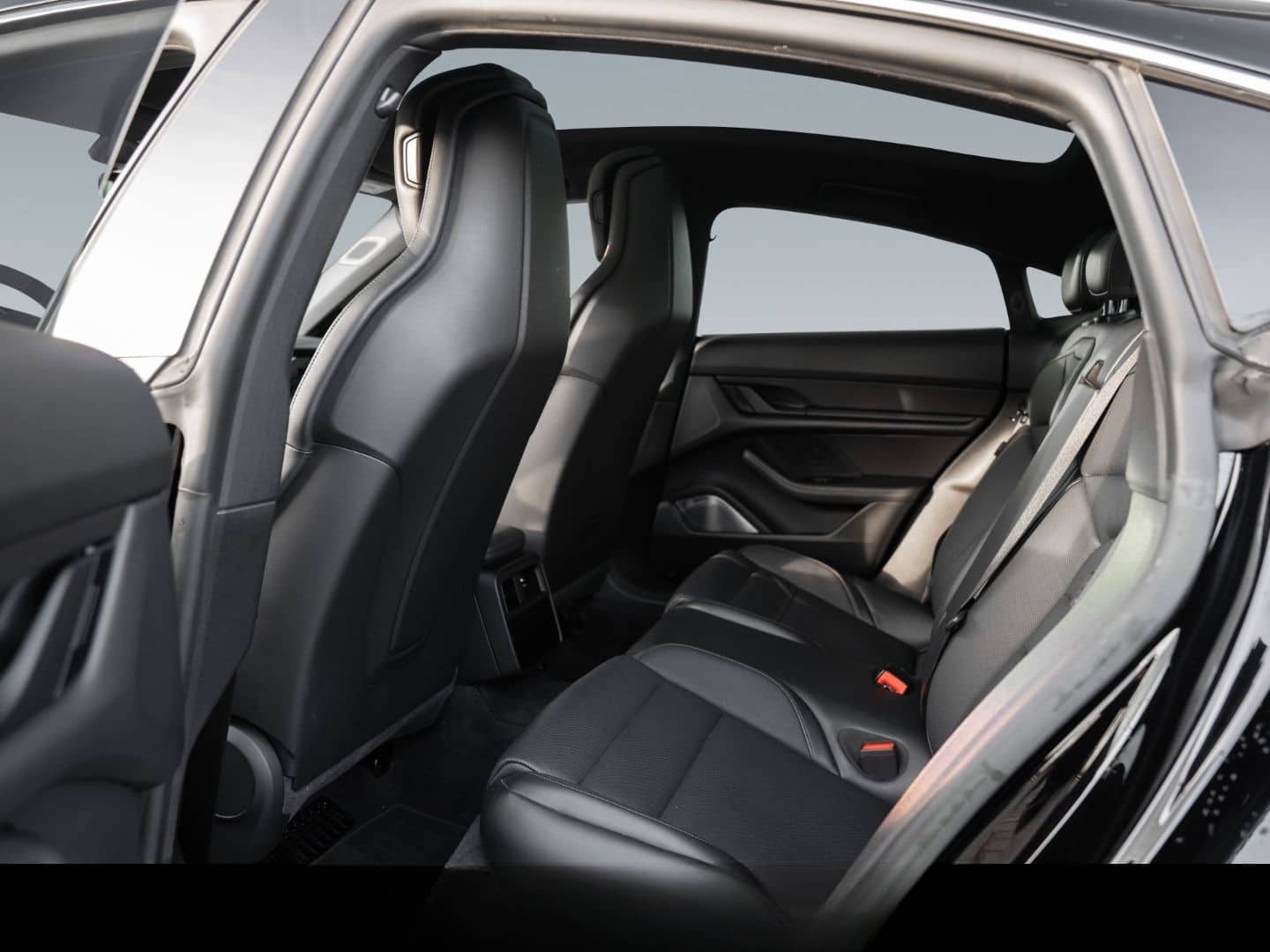 Porsche Taycan 4S Burmester HA-Lenkung InnoDrive Head-Up foto 7