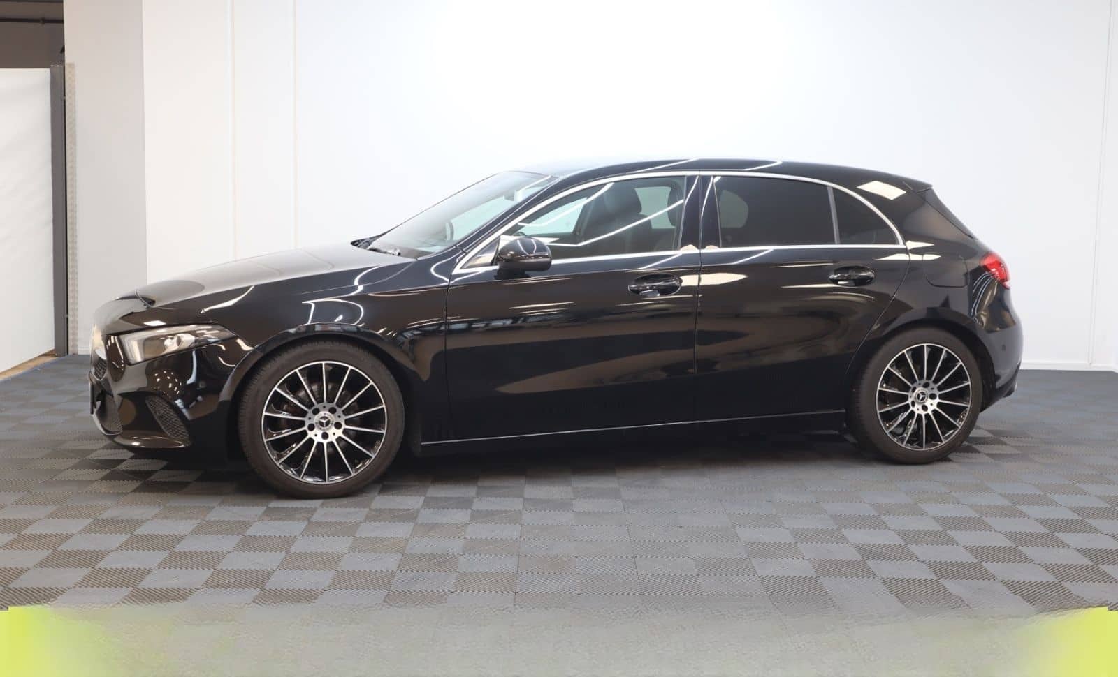 Mercedes-Benz A 200 Live Cockpit *LED*Carplay*AHK foto 11