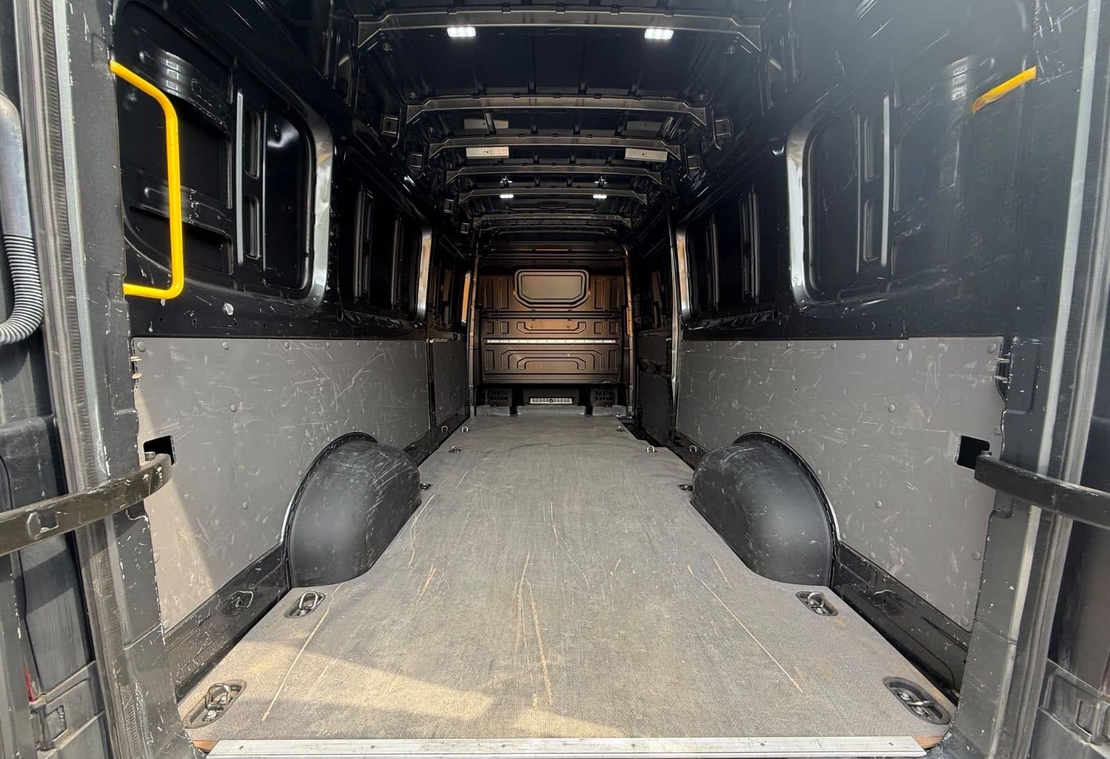 Volkswagen Crafter Kasten Kasten 35 lang Hochdach FWD foto 12