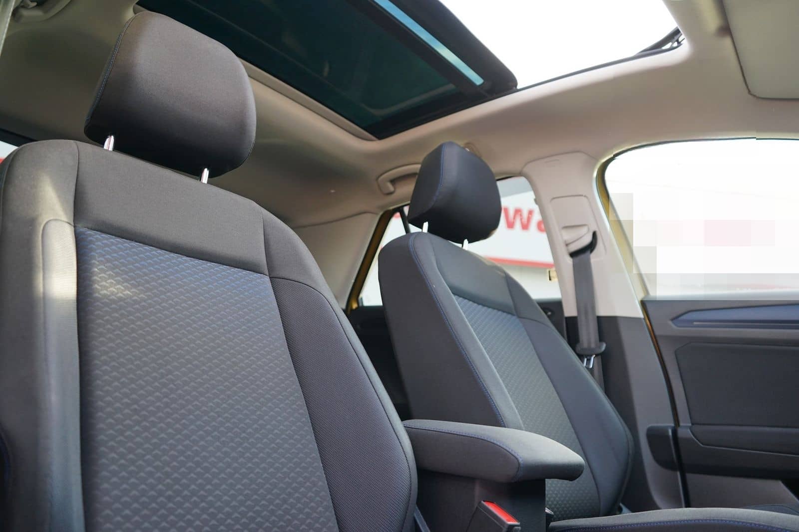 Volkswagen T-Roc 1.5 TSI Style Navi Sitzheizung Kamera ACC foto 14