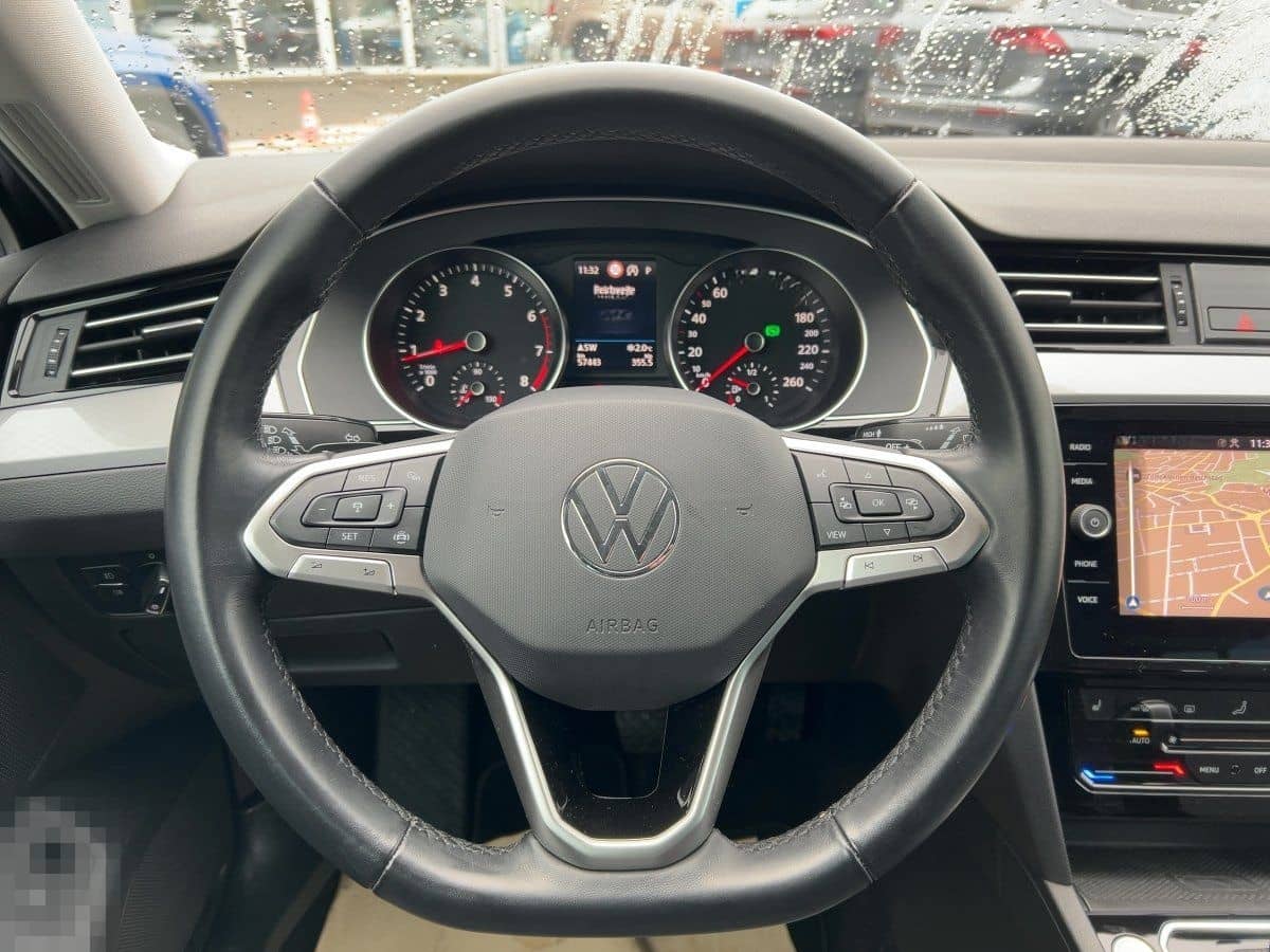 Volkswagen Passat Variant Business 1.5 TSI DSG APP+NAVI+AHK foto 11