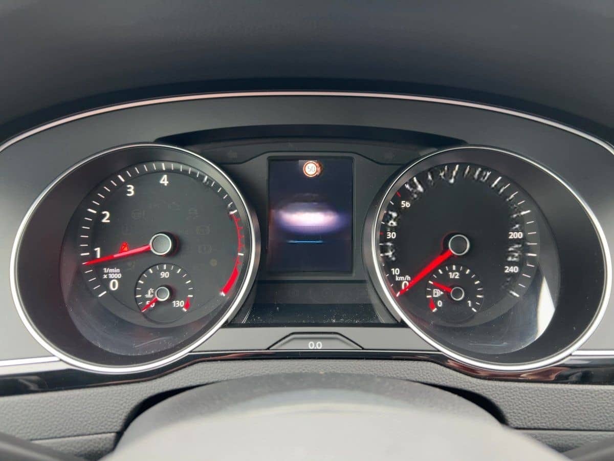 Volkswagen Passat Variant Business 1.5 TSI DSG APP+NAVI+AHK foto 17