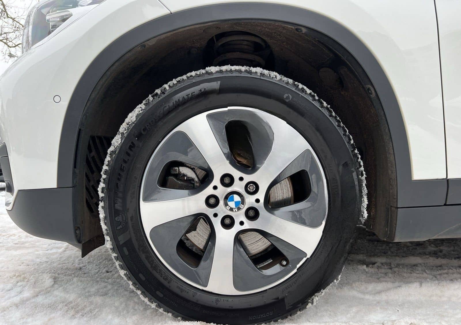 BMW X1 sDrive20i ADVANTAGE NAVI SHZG. LEDER PDC foto 3