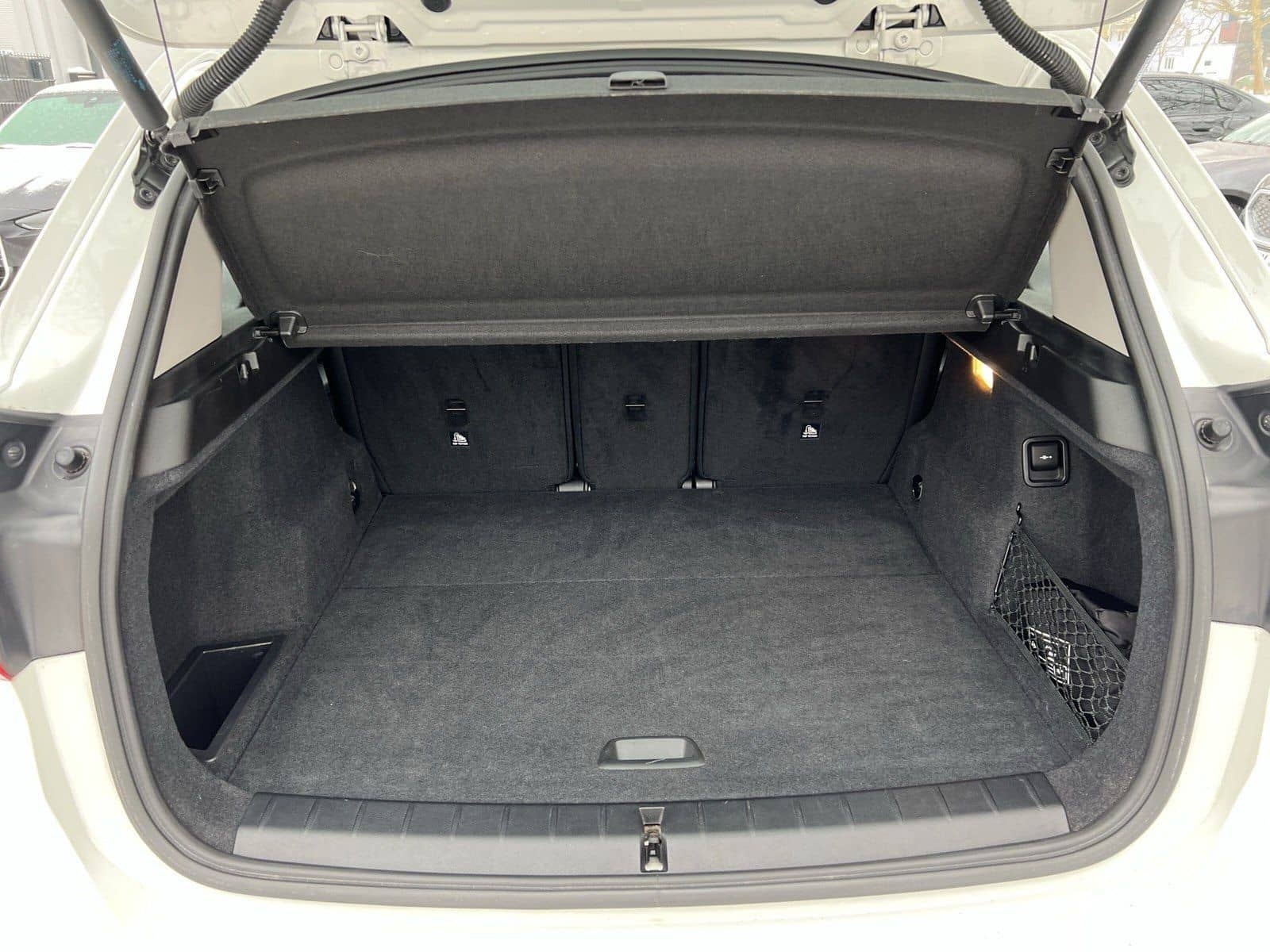 BMW X1 sDrive20i ADVANTAGE NAVI SHZG. LEDER PDC foto 7