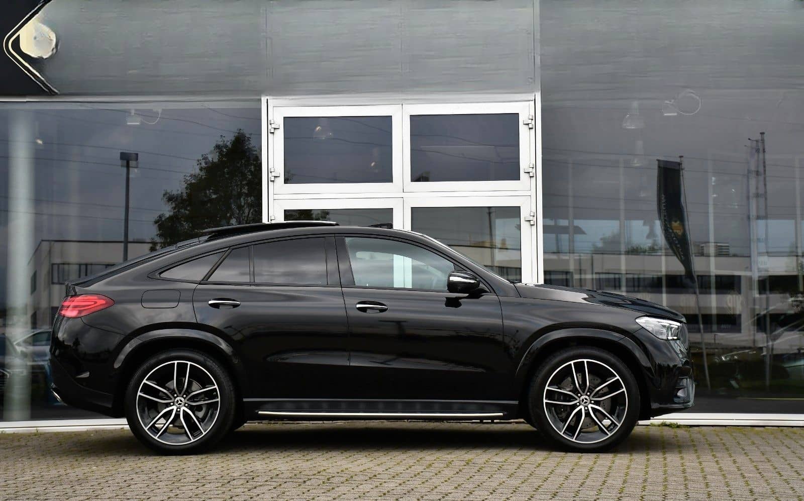 Mercedes-Benz GLE 450 d 4M AMG -PAKET Pano Head Up Burmester foto 7