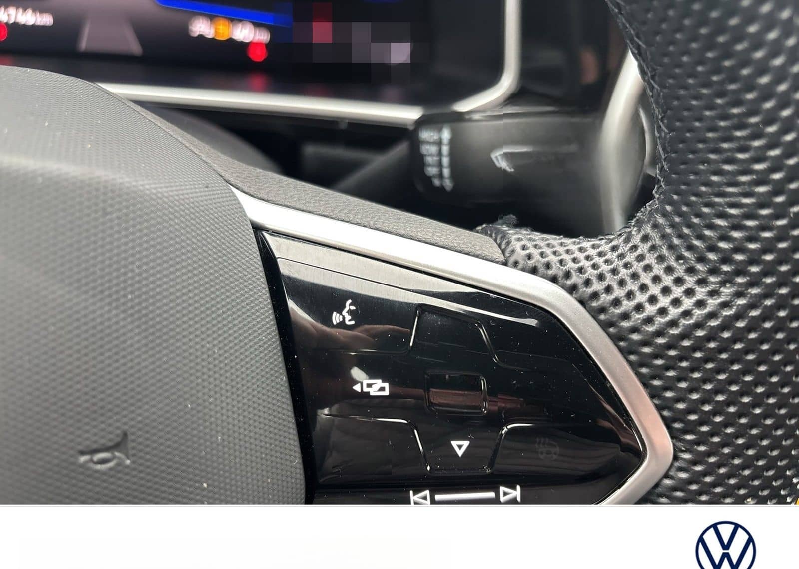 Volkswagen T-Roc 1.0 R-LINE CAM ACC NAVI LM17 LED+ CARPLAY foto 16