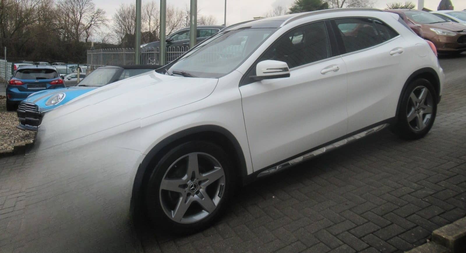 Mercedes-Benz GLA 200 AMG LINE-NAVI-PANO-LED-SHZ-2.HAND foto 11