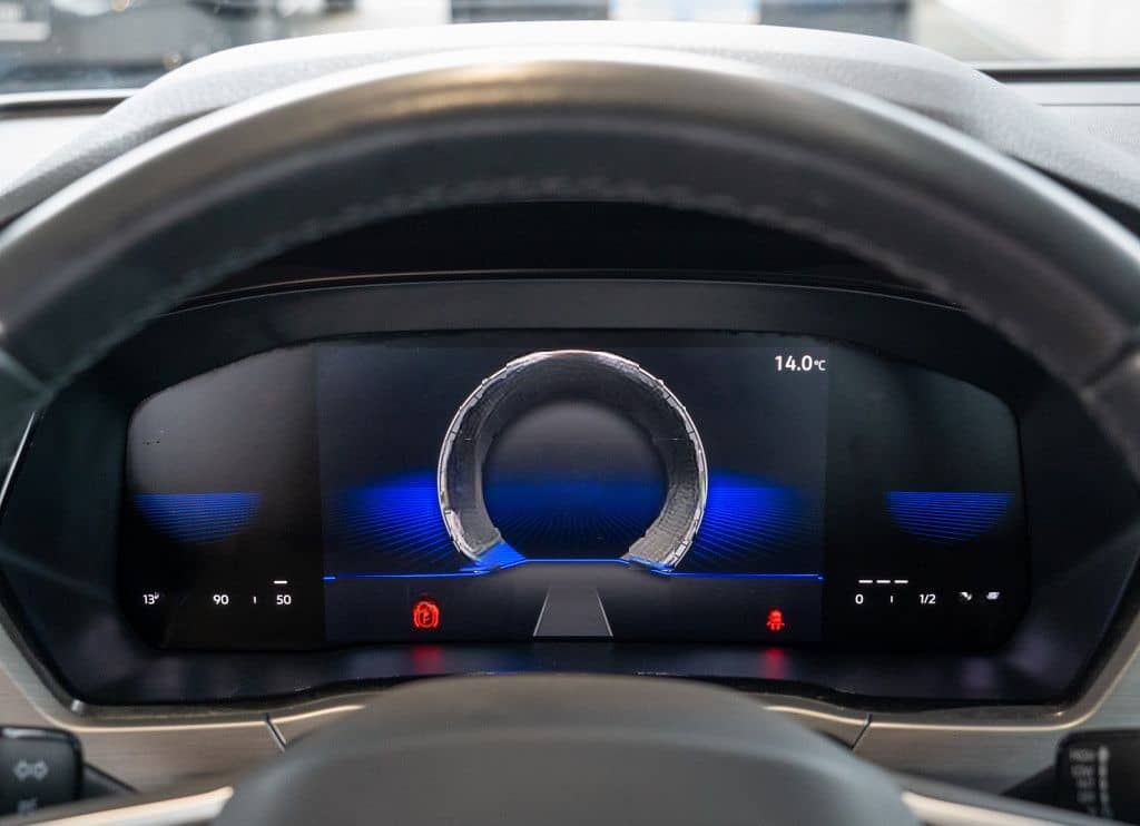 Volkswagen Touran Comfortline 2,0 l TDI ACC NAVI SPURH. BT foto 17