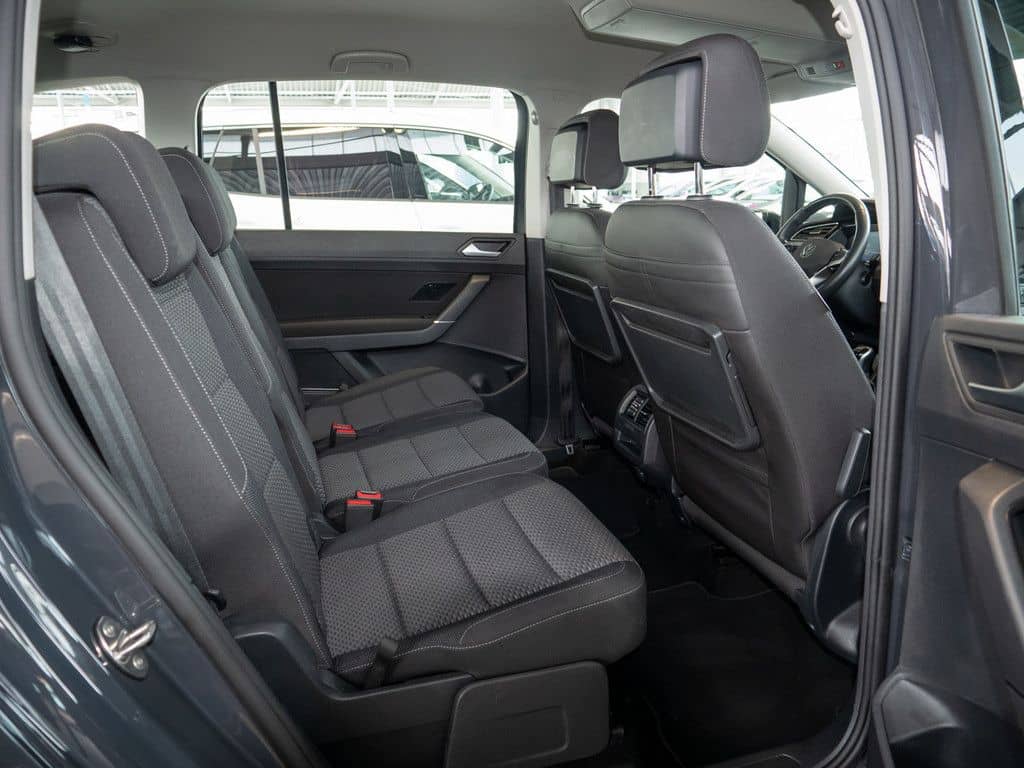 Volkswagen Touran Comfortline 2,0 l TDI ACC NAVI SPURH. BT foto 8