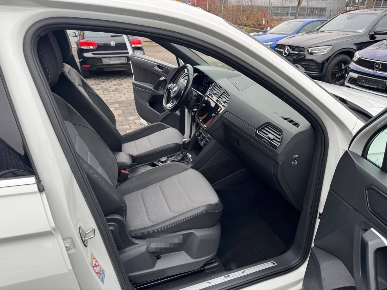 Volkswagen Tiguan Highline 4Motion**R-LINE Sportpaket** foto 15