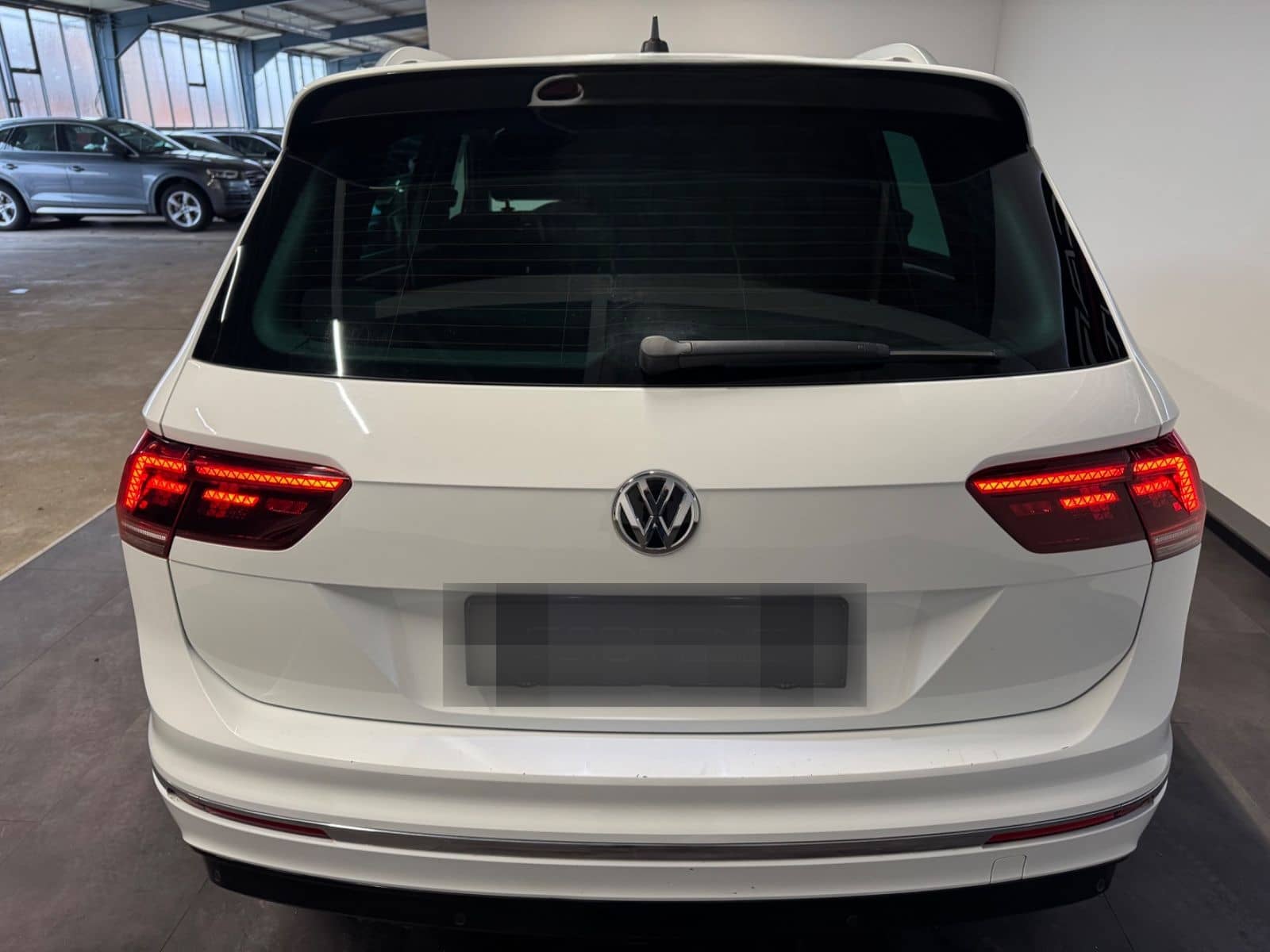 Volkswagen Tiguan Highline 4Motion**R-LINE Sportpaket** foto 4