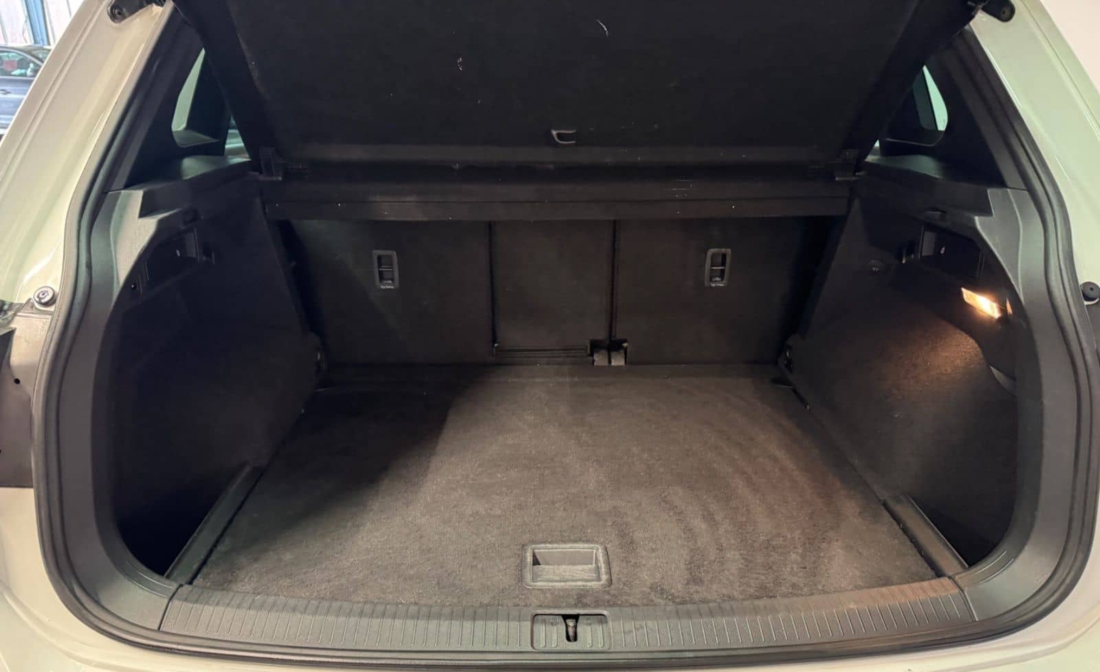 Volkswagen Tiguan Highline 4Motion**R-LINE Sportpaket** foto 8