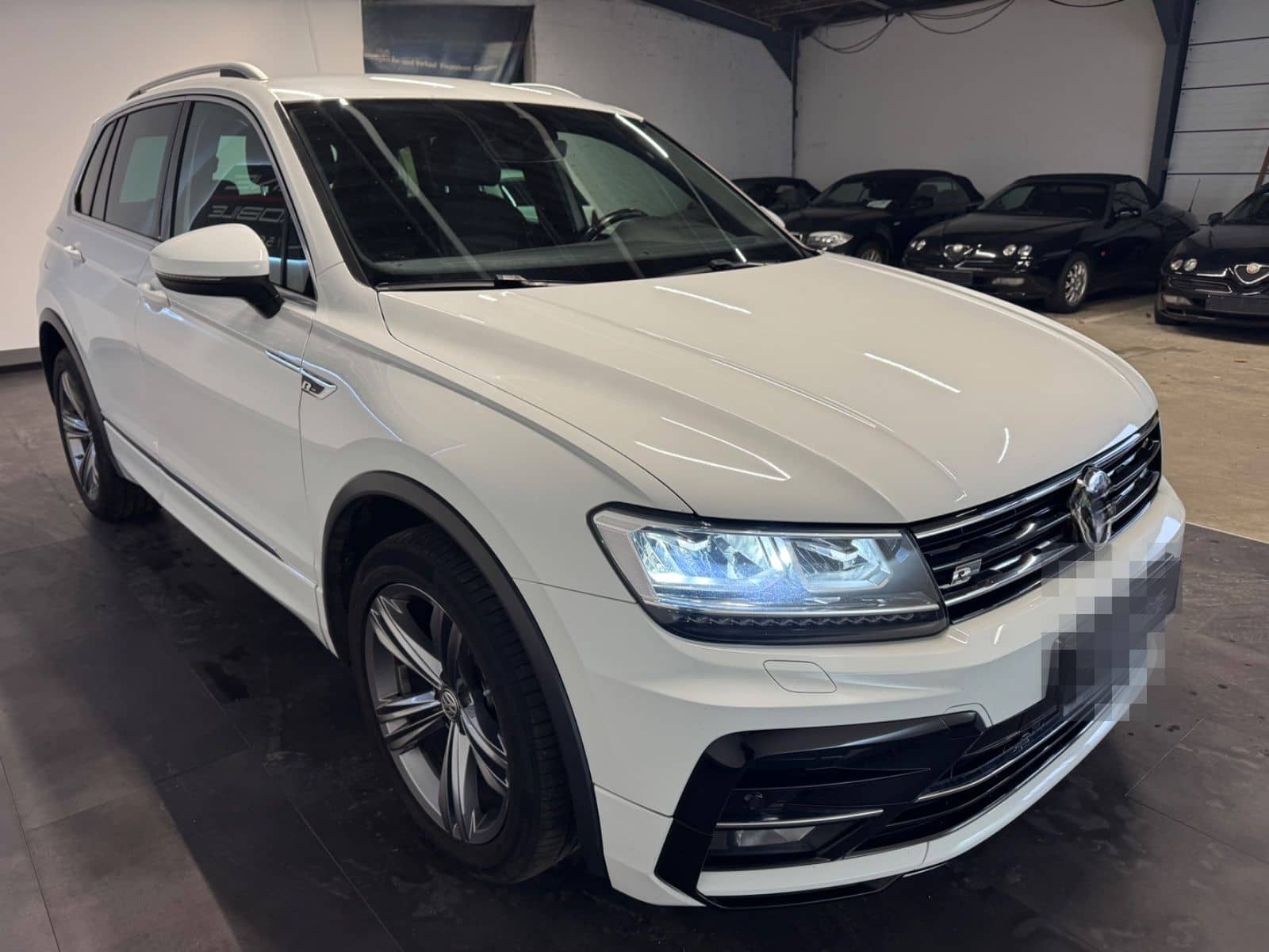 Volkswagen Tiguan Highline 4Motion**R-LINE Sportpaket** foto 9