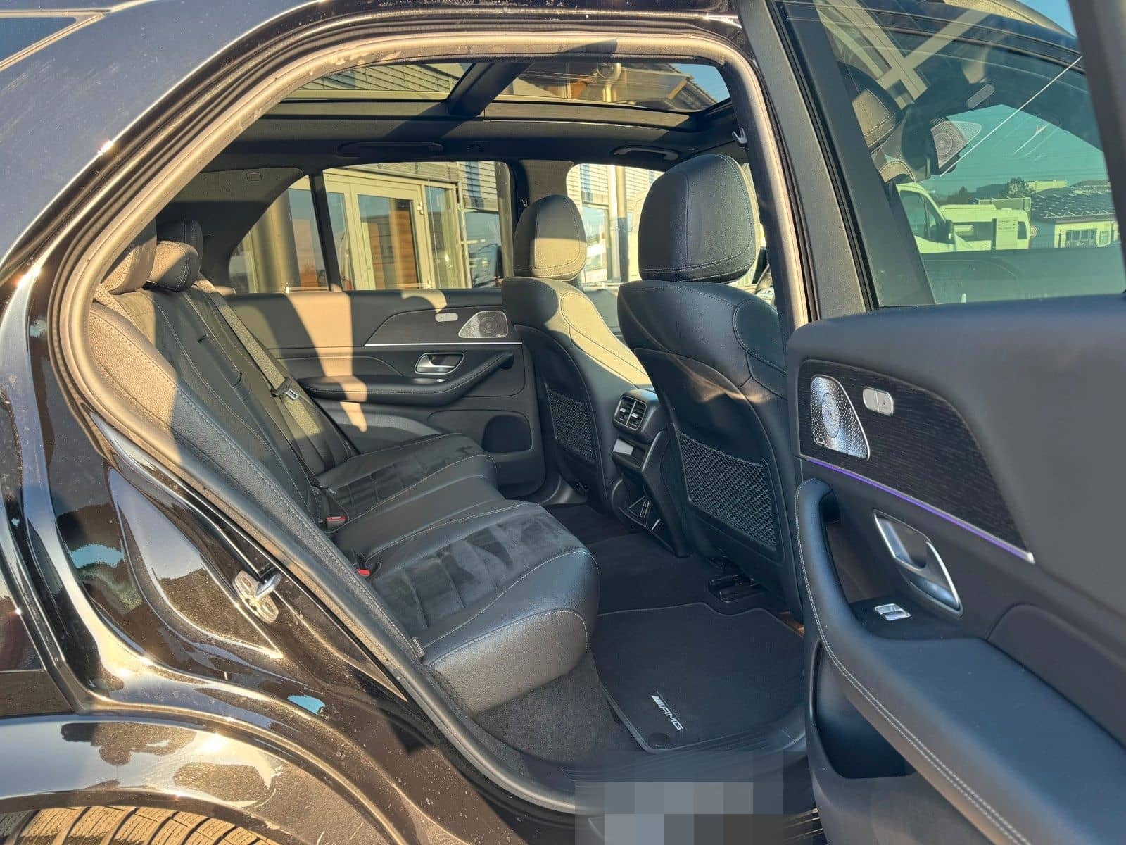 Mercedes-Benz GLE 300 d AMG BURM+AHK+AIRM+PANO+MEMORY+21" foto 8