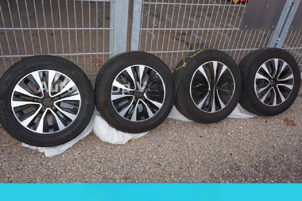 Mercedes-Benz A 200 Business* Kamera*Panorma*LED High*MBUX* foto 24