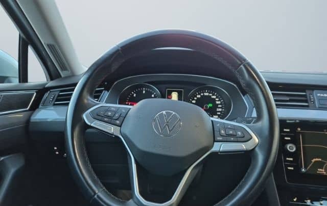 Volkswagen Passat Variant 2.0 TDI DSG Business +AHK +Kamera foto 11