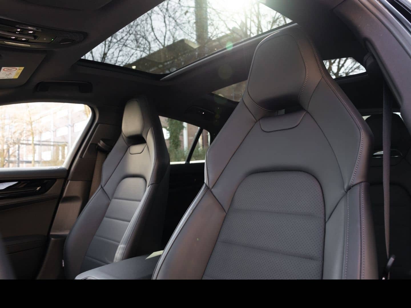 Porsche Panamera 4 Surround-View LED-Matrix Panoramadach foto 5