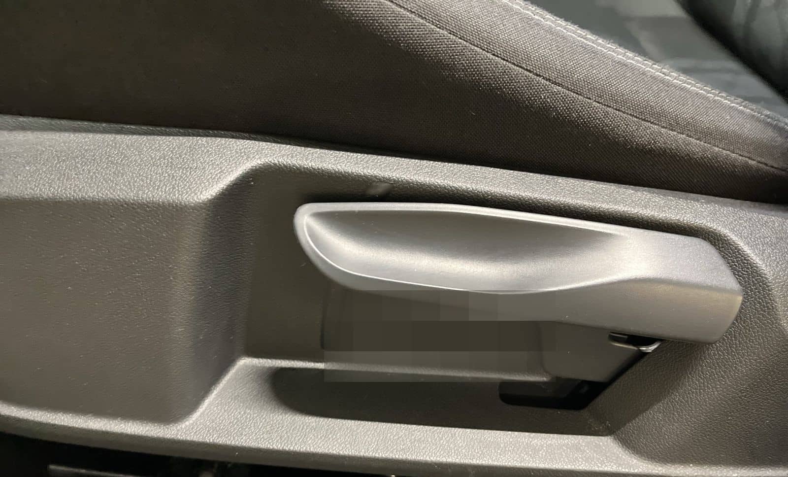 Volkswagen Taigo R-Line 1.0 TSI DSG AUT Fernlichtass. LED foto 11