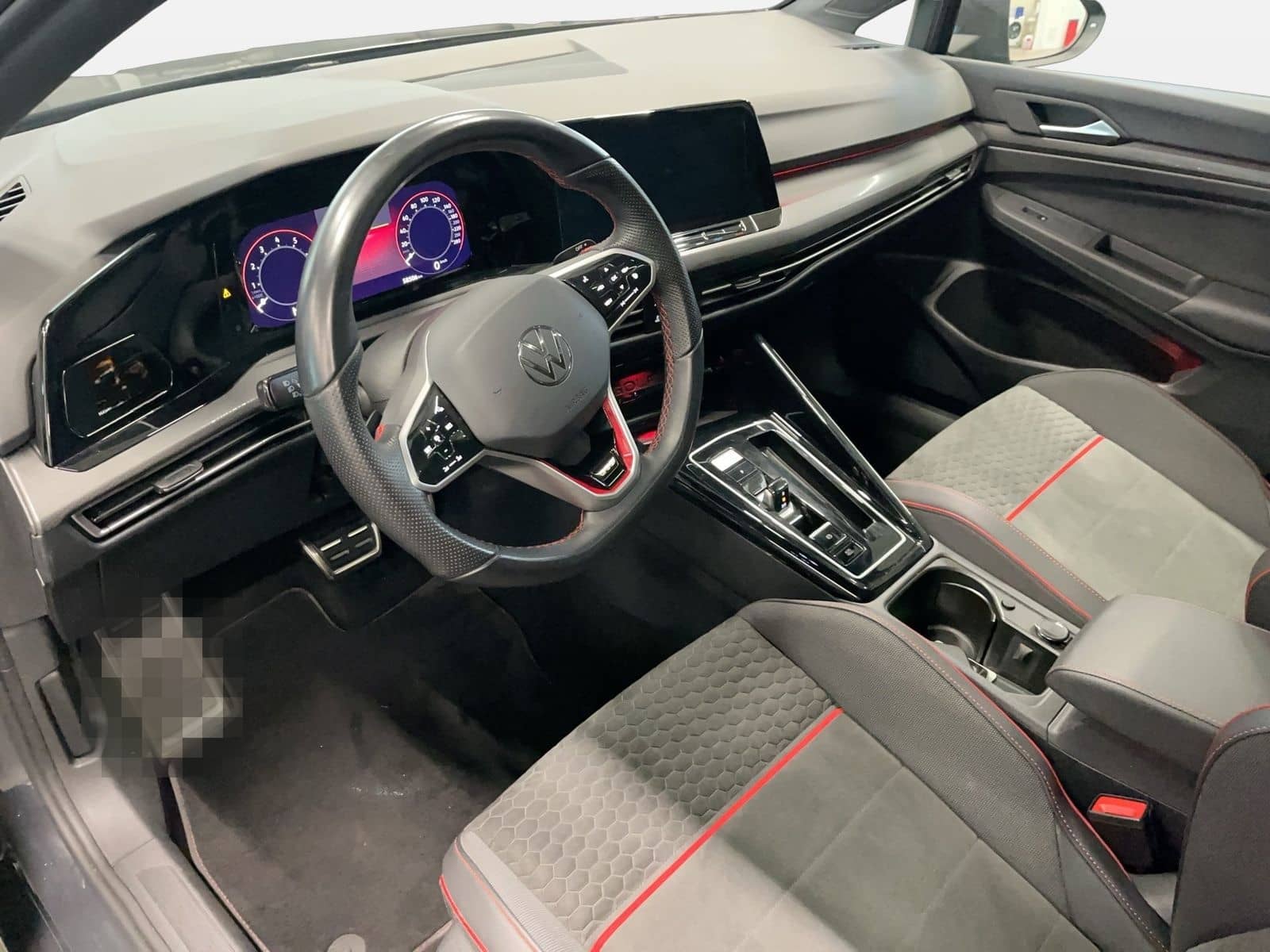 Volkswagen Golf VIII GTI Clubsport 2.0 TSI DSG ACC AUT Kam. foto 6