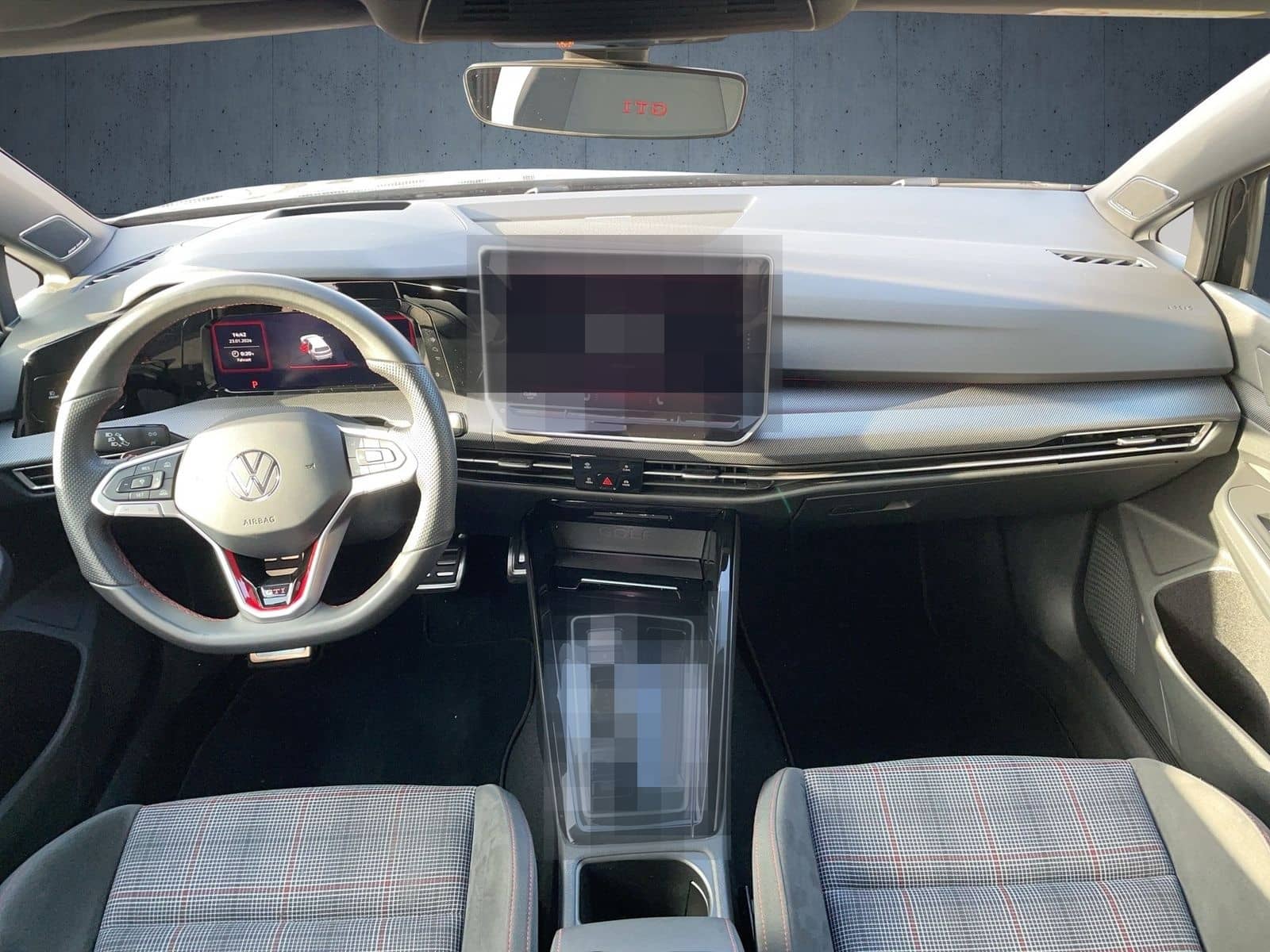 Volkswagen Golf GTI 2.0 TSI DSG ACC+360+Navi+HarmanKardon foto 12