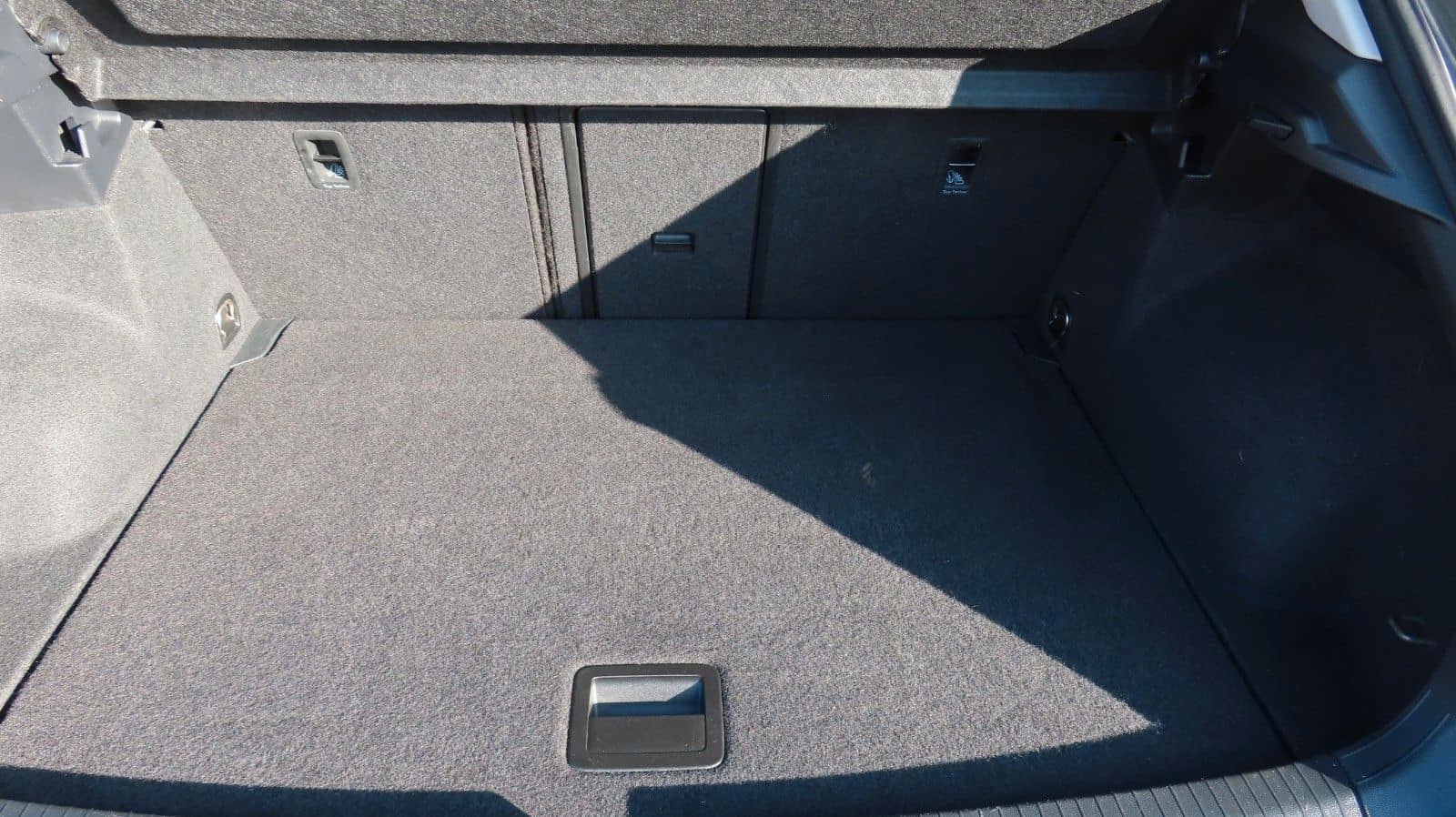 Volkswagen T-Roc 1.5 TSI DSG Actice foto 22