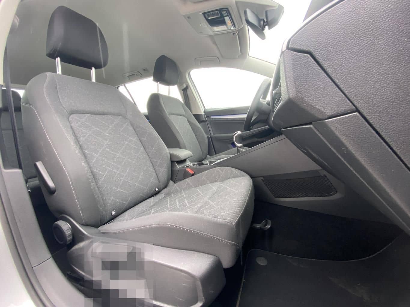 Volkswagen Golf Variant 2.0 TDI LIFE STANDHEIZUNG+AHK+4xSHZ foto 13