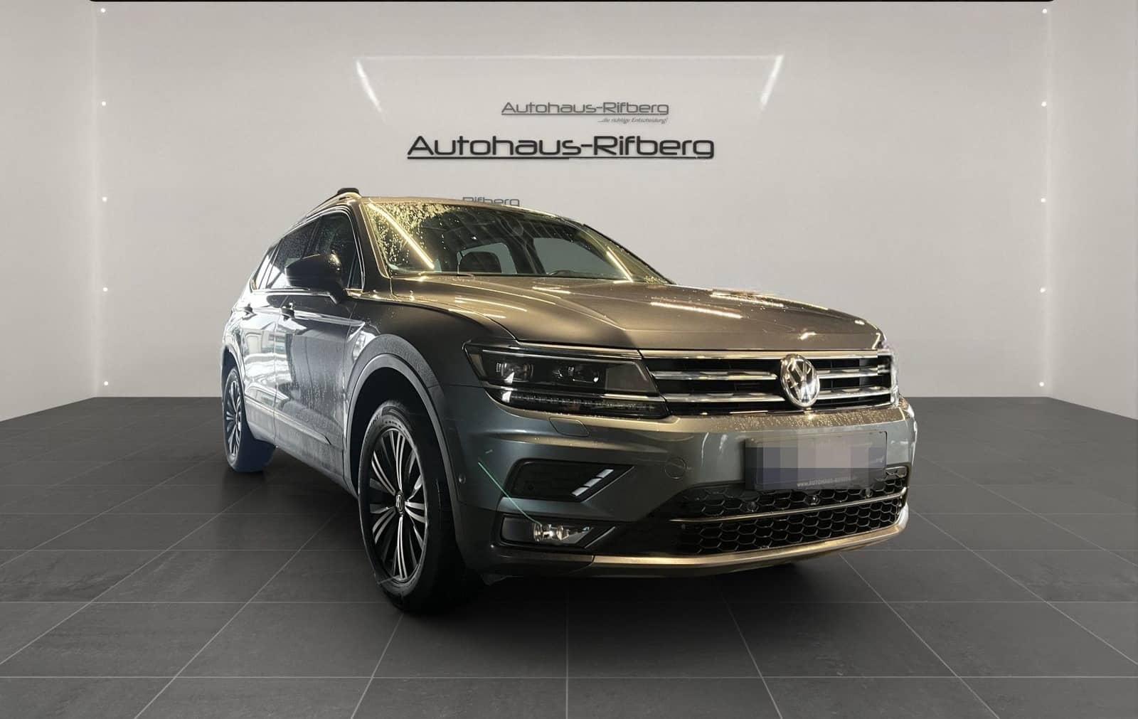 Volkswagen Tiguan Allspace 2,0 TDI DSG IQ PanD/HUD/Kamera foto 3