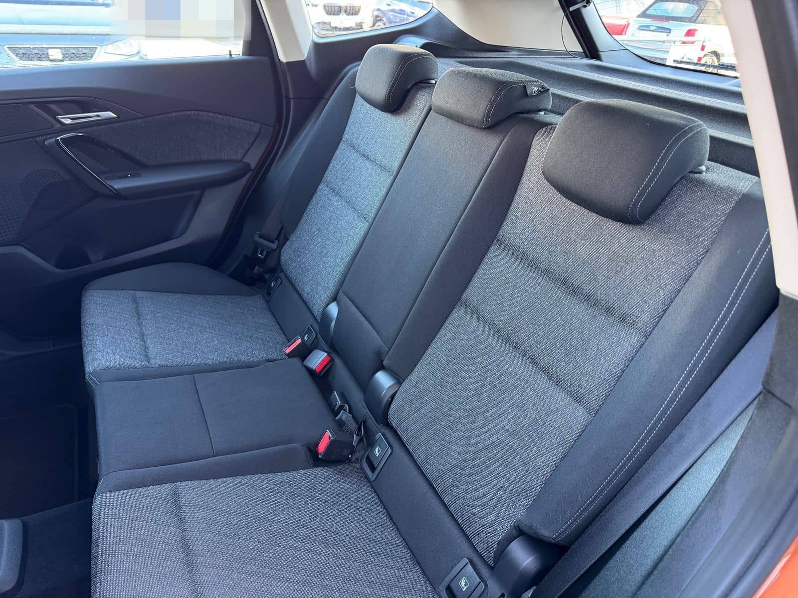 BMW X1 xDrive23i KeyLess Adapt-LED DAB ParkAssSyst foto 21