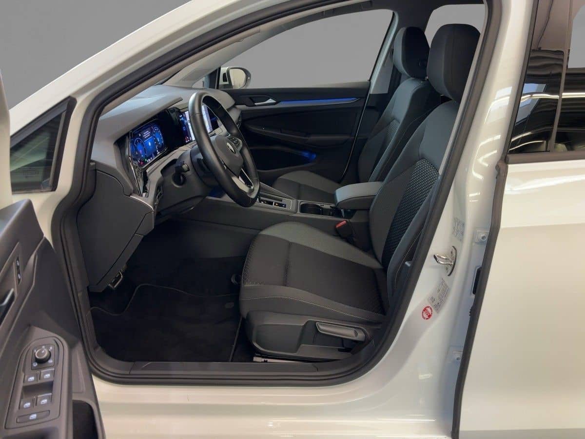 Volkswagen Golf VIII Variant 2.0 TDI DSG Active foto 9