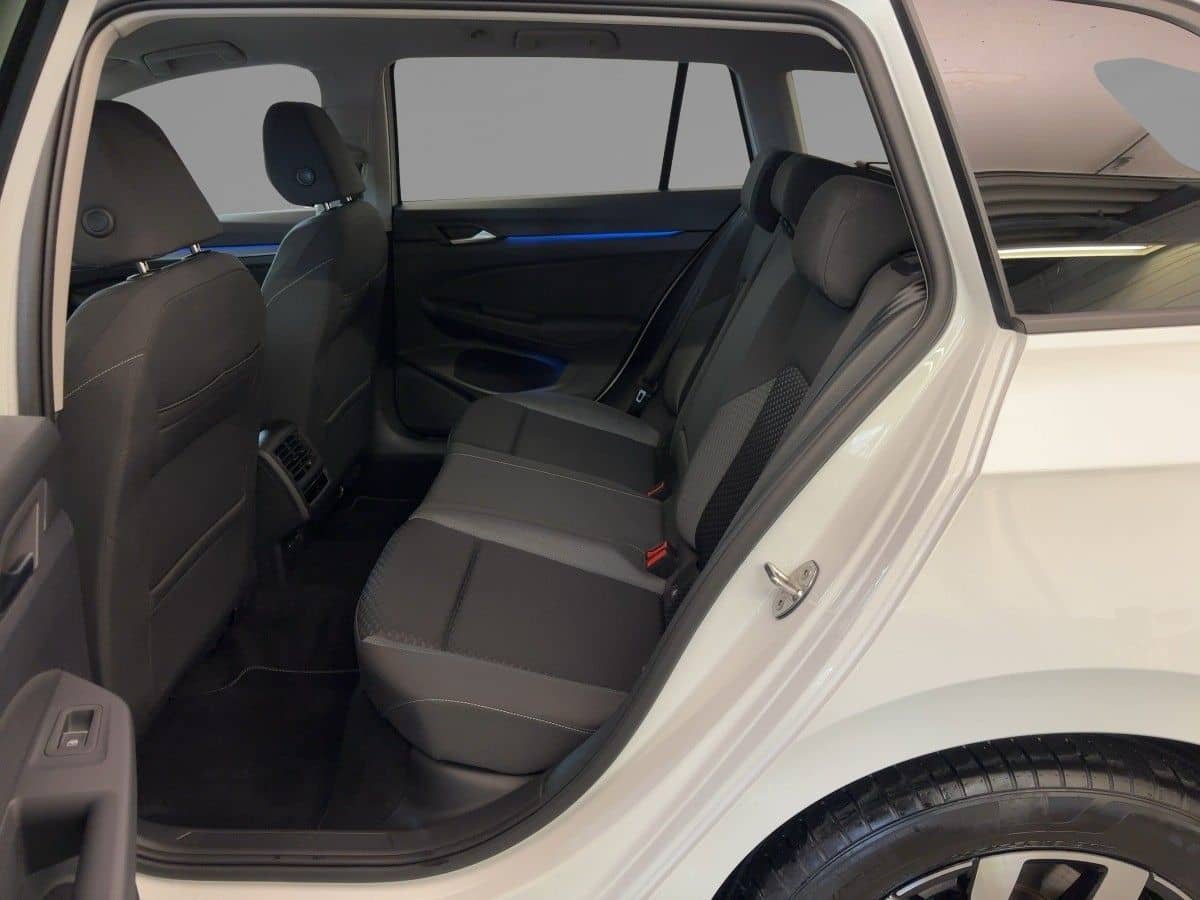 Volkswagen Golf VIII Variant 2.0 TDI DSG Active foto 10