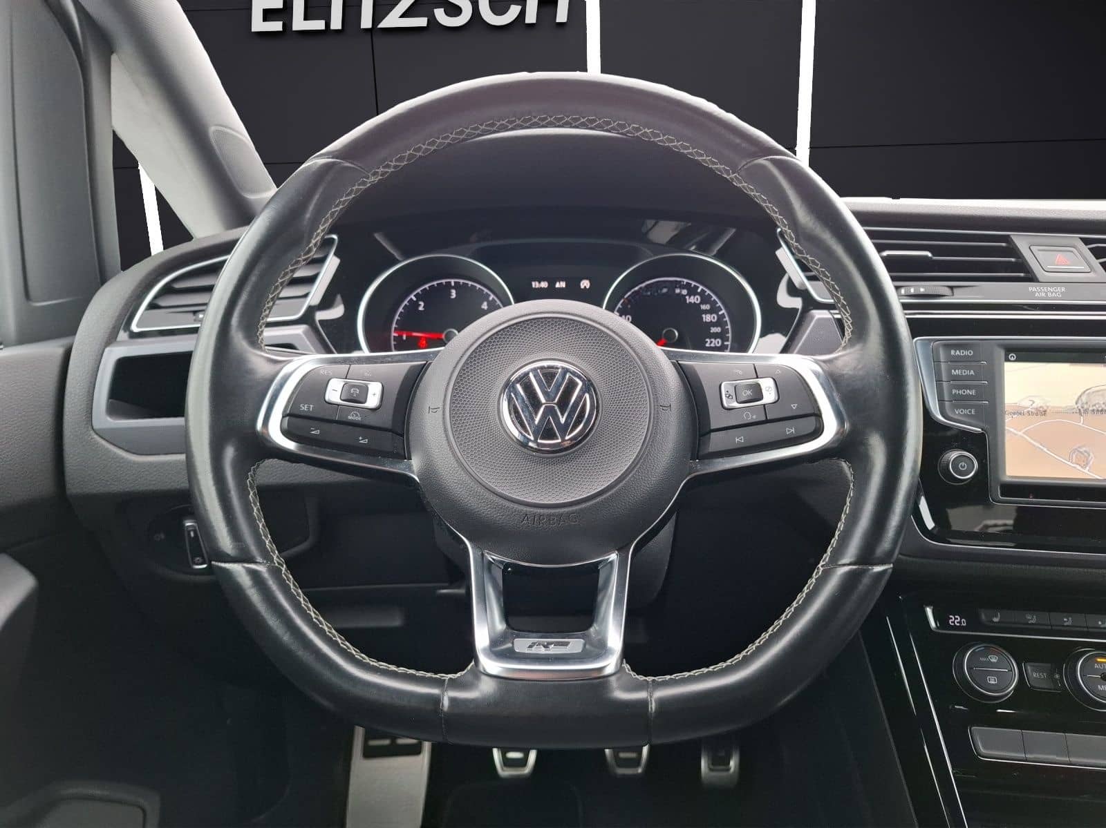 Volkswagen Touran 2.0 TDI R-Line LED Navi ACC AHK 7-Sitze S foto 17