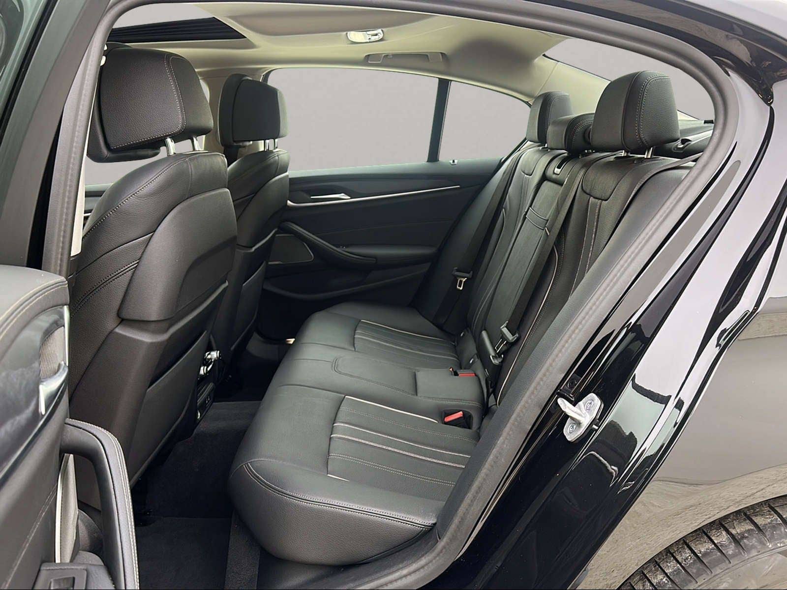 BMW 520d Limousine Harman/K LiveCockpitProf Kamera foto 14