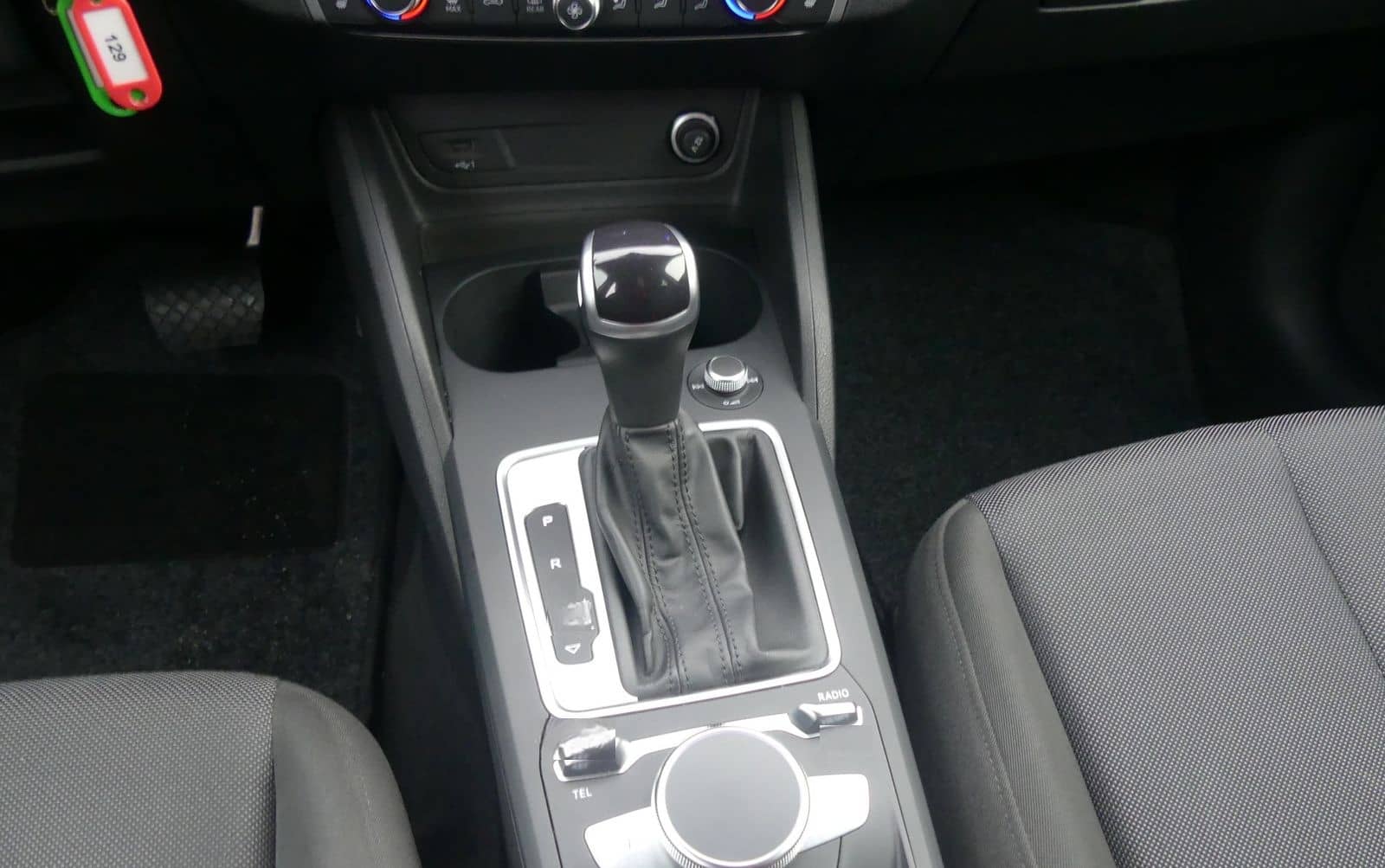 Audi Q2 35 TFSI s-tronic LED ACC Navi foto 21