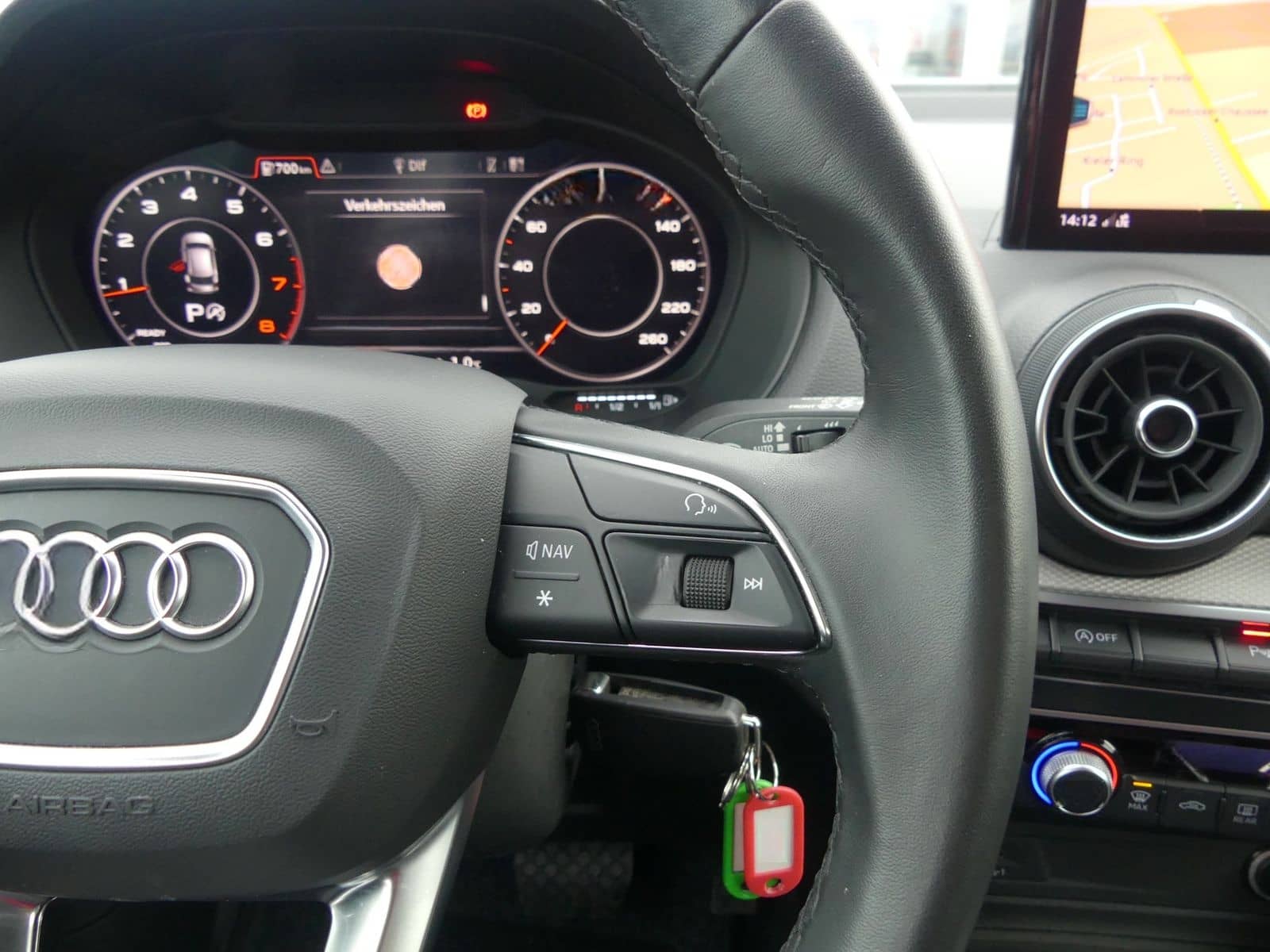 Audi Q2 35 TFSI s-tronic LED ACC Navi foto 25