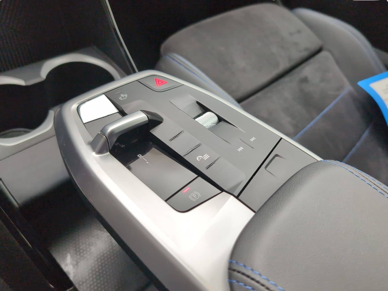 BMW iX1 xDrive30 Sportp. LED Shz. Sports. Sportfw. foto 11