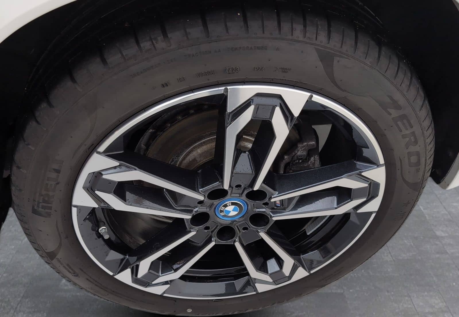 BMW iX1 xDrive30 Sportp. LED Shz. Sports. Sportfw. foto 14