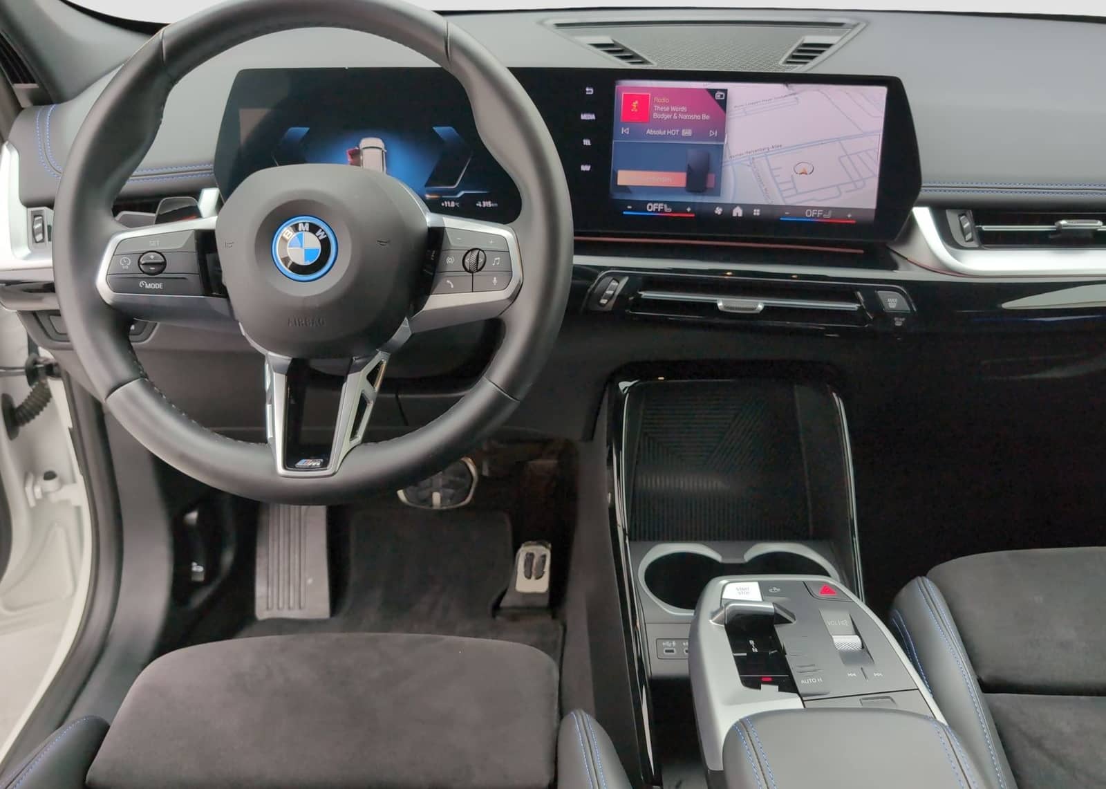 BMW iX1 xDrive30 Sportp. LED Shz. Sports. Sportfw. foto 9