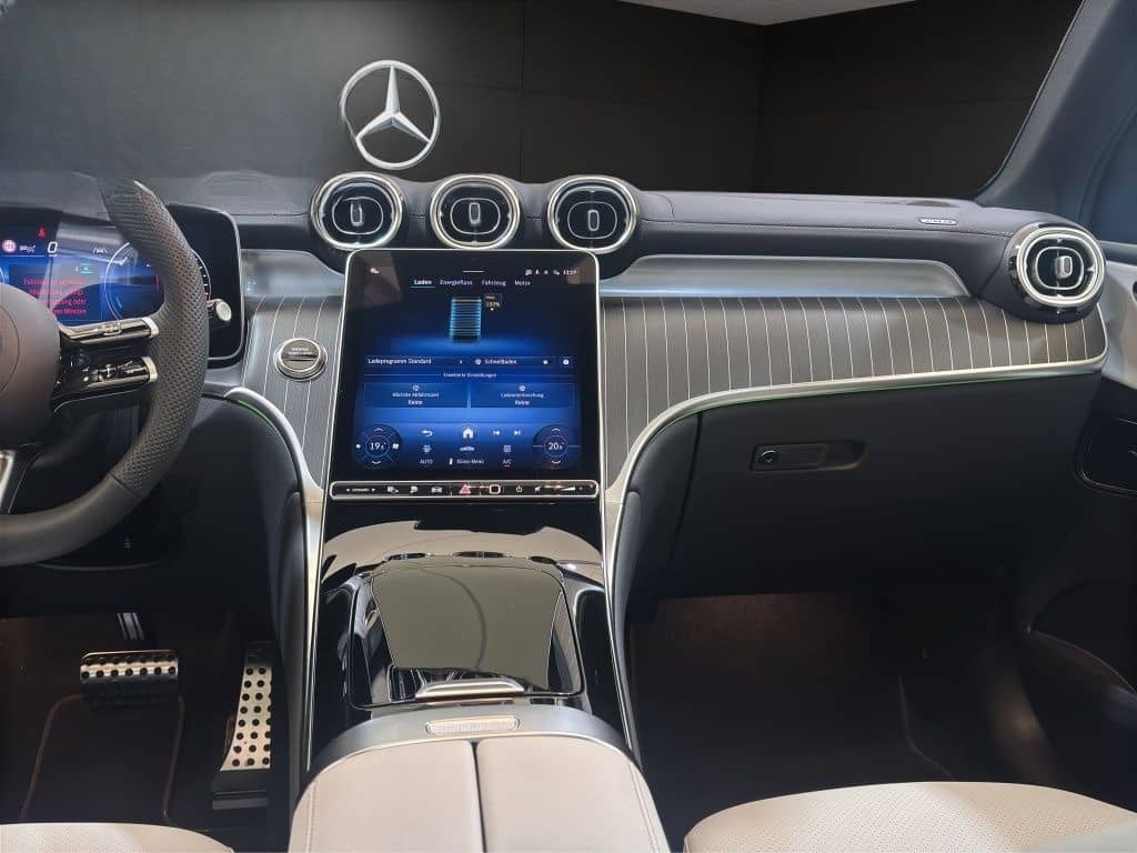 Mercedes-Benz GLC 300 de 4M EDITION AMG PANO DISTRONIC 360°AHK foto 9