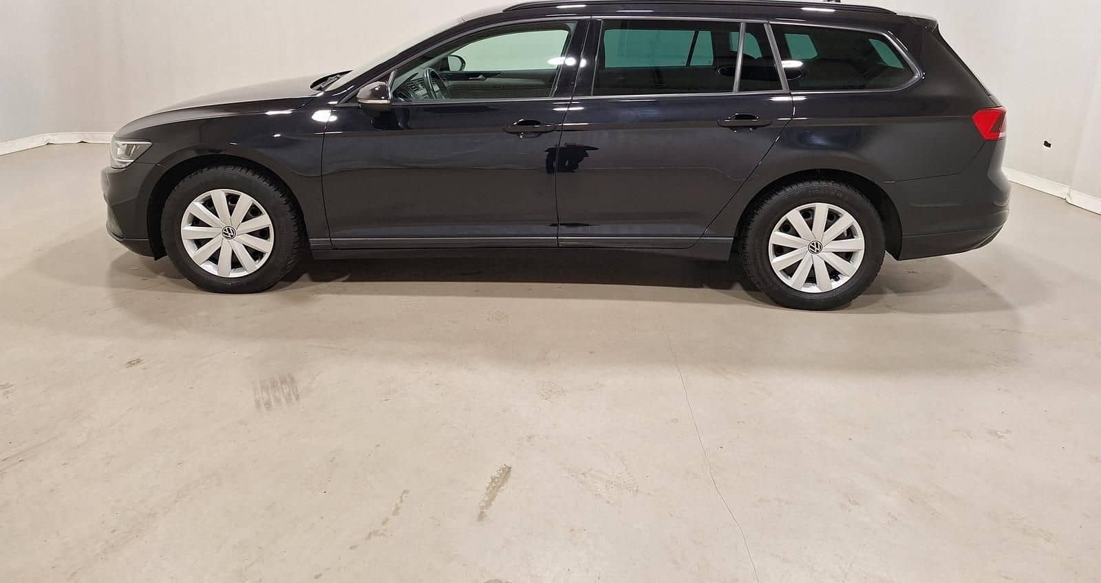 Volkswagen Passat Variant 2.0 TDI Winter|LED|Navi|AHK foto 3