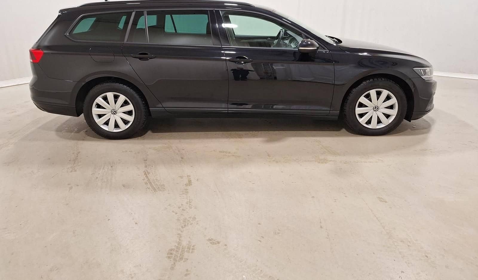 Volkswagen Passat Variant 2.0 TDI Winter|LED|Navi|AHK foto 7