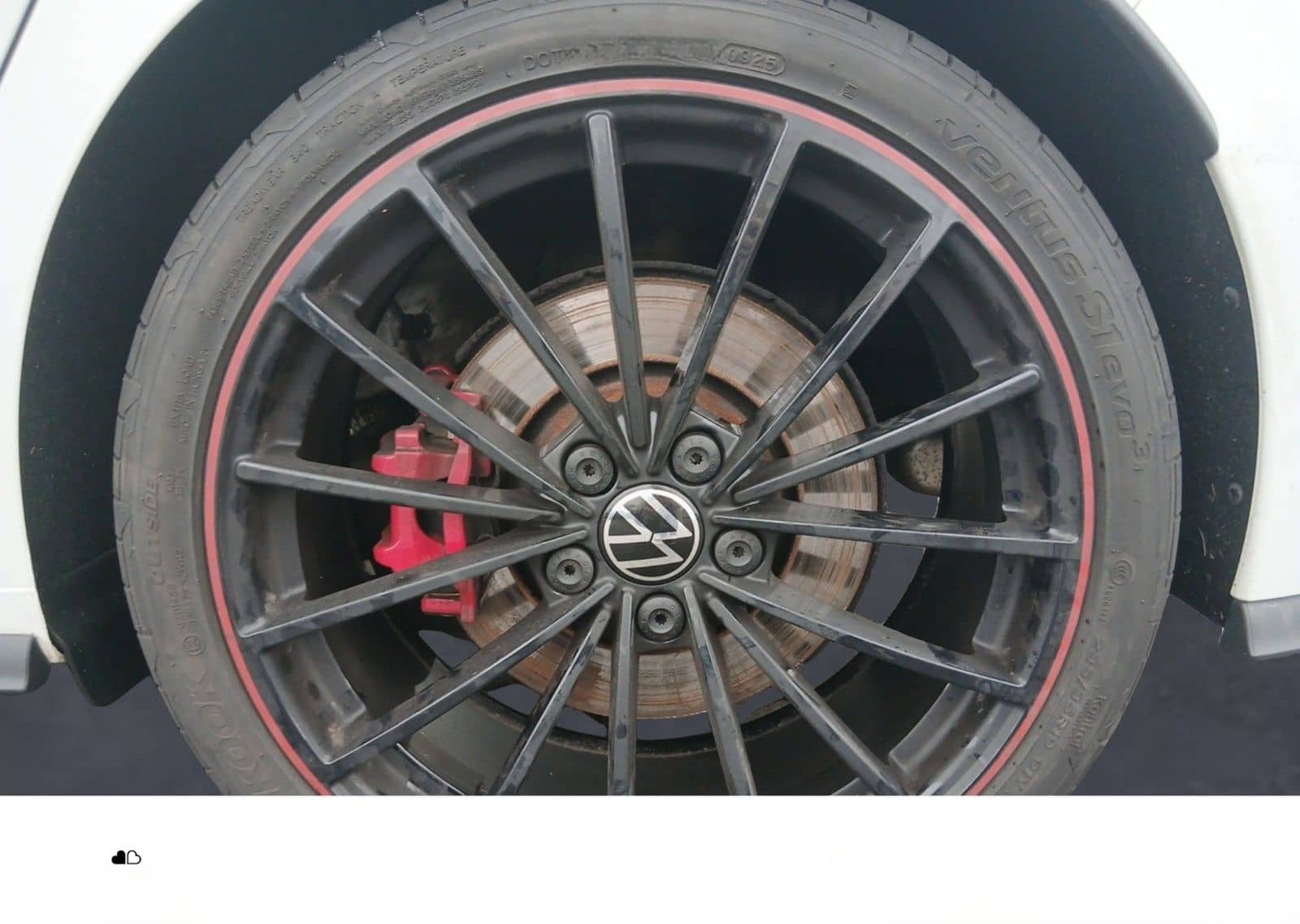 Volkswagen Golf 2.0 TSI GTI Clubsport MATRIX+PANO+HUD+AKRAP foto 6