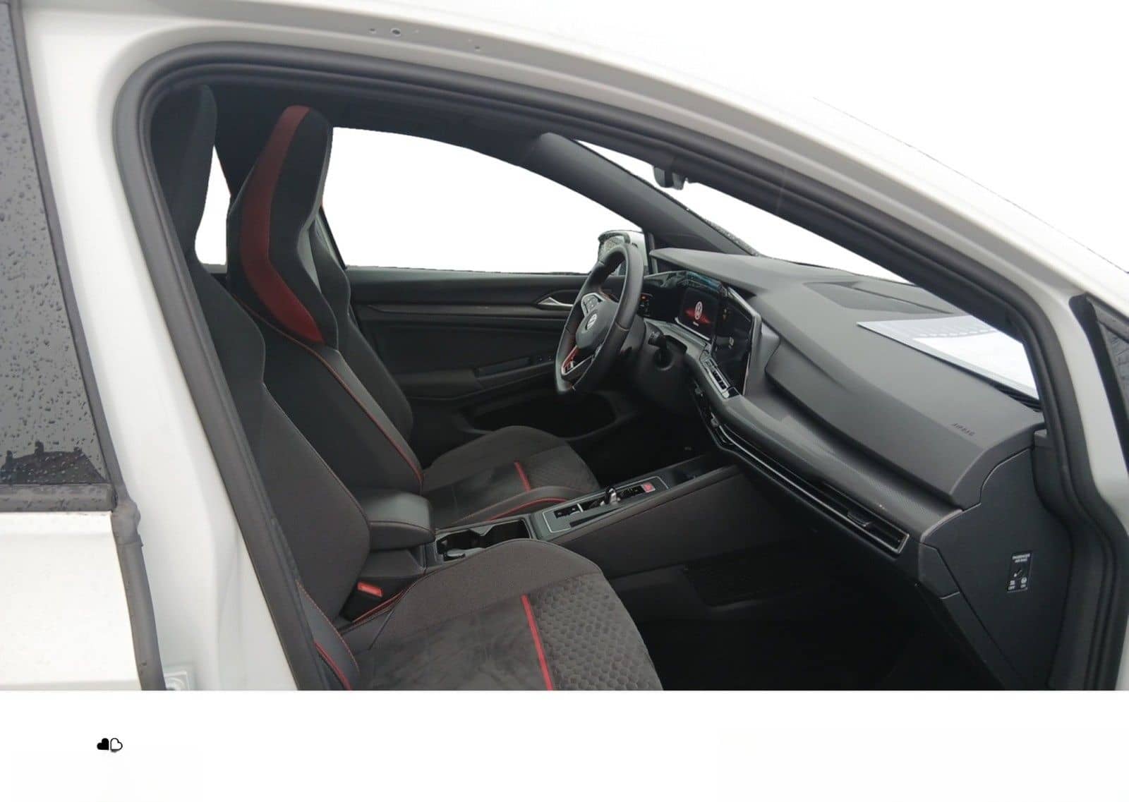 Volkswagen Golf 2.0 TSI GTI Clubsport MATRIX+PANO+HUD+AKRAP foto 8