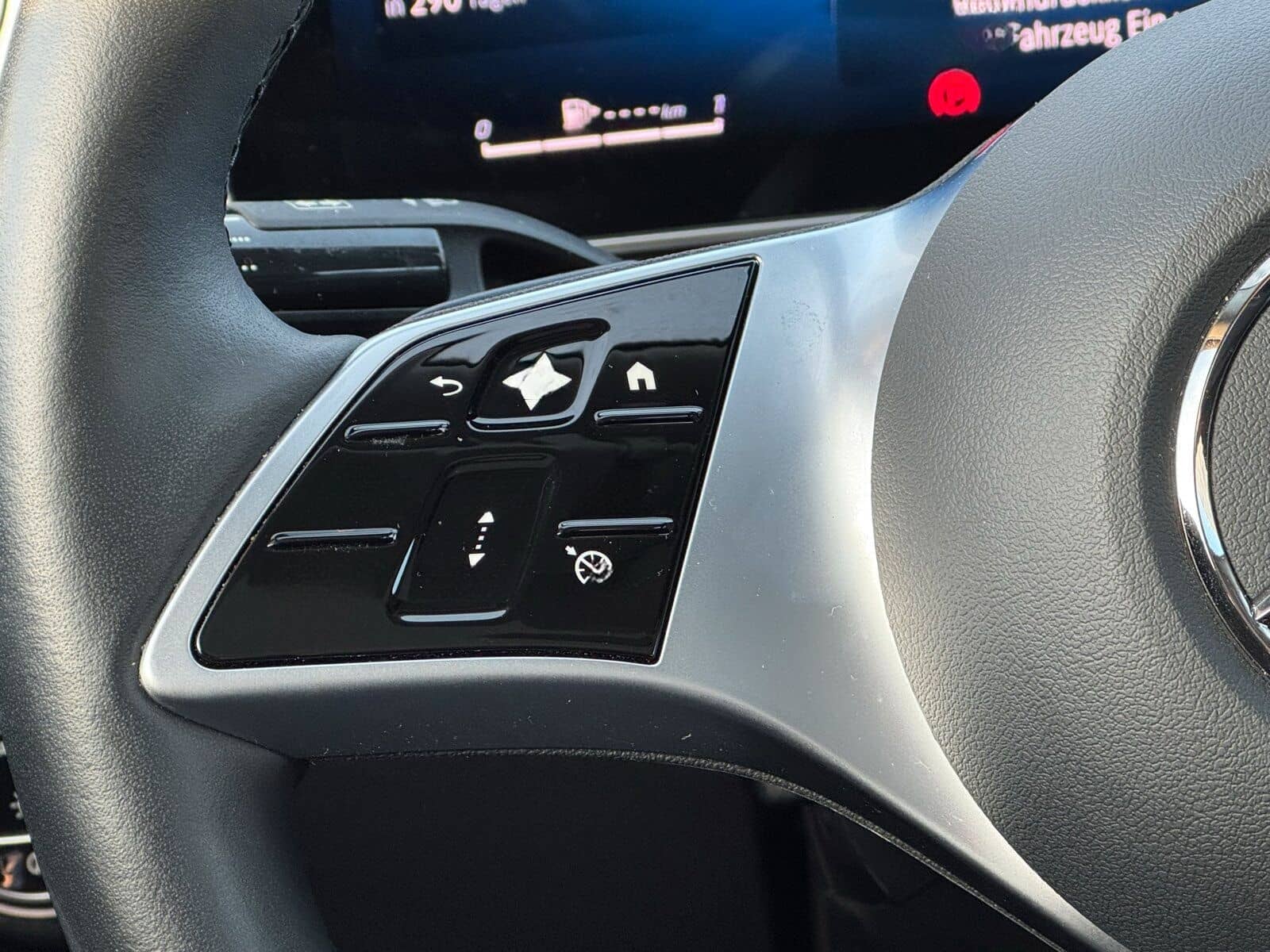 Mercedes-Benz C 300 e Avantgarde Advanced Plus Pano Ambiente foto 14