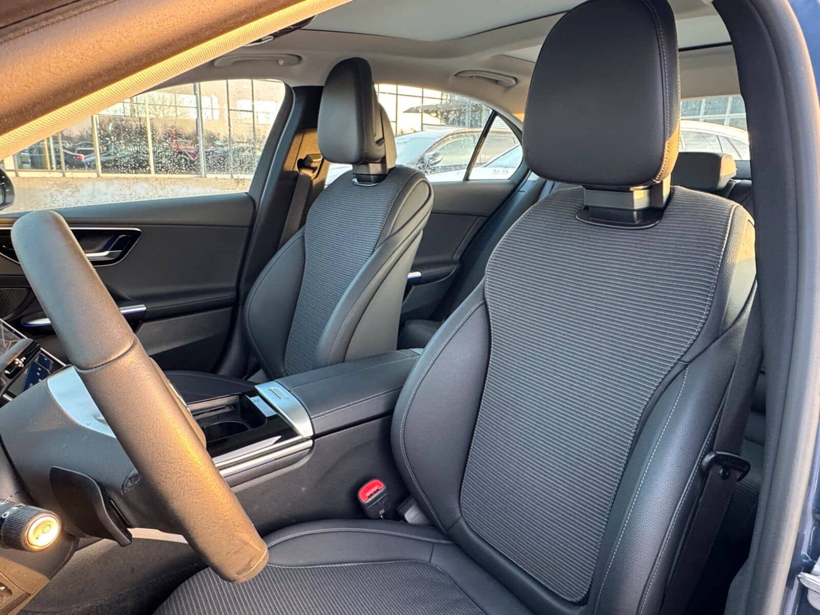 Mercedes-Benz C 300 e Avantgarde Advanced Plus Pano Ambiente foto 10