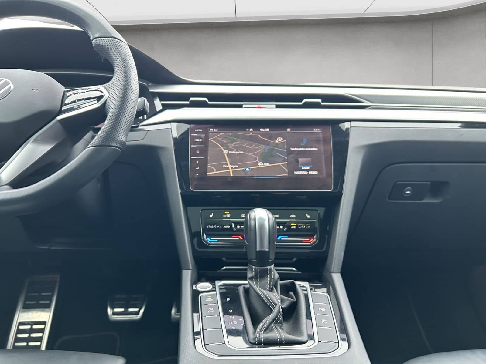 Volkswagen Arteon Shootingbrake 2.0TDI DSG R-Line 360° Pano foto 15