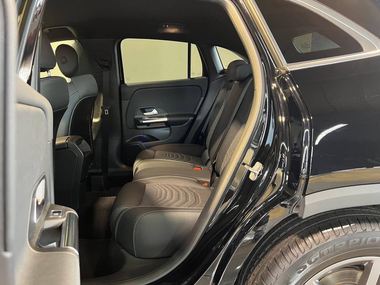 Mercedes-Benz GLA 200 Progressive AHK/MBUX/LED/ele.Heck/Kamera foto 11