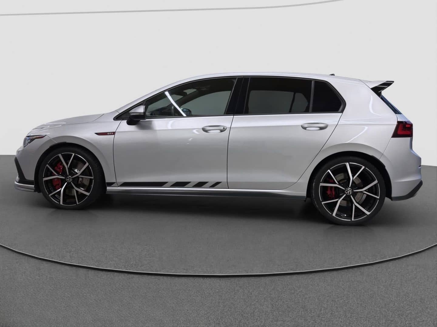 Volkswagen Golf GTI 8 2.0 TSI DSG Clubsport PANO IQ.LIGHT H foto 4