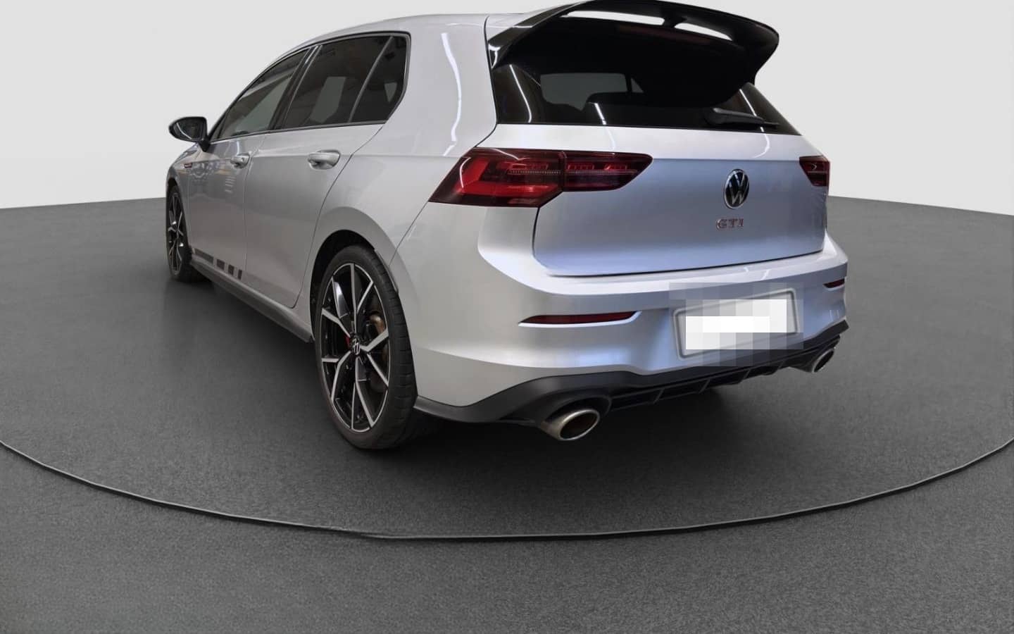 Volkswagen Golf GTI 8 2.0 TSI DSG Clubsport PANO IQ.LIGHT H foto 5